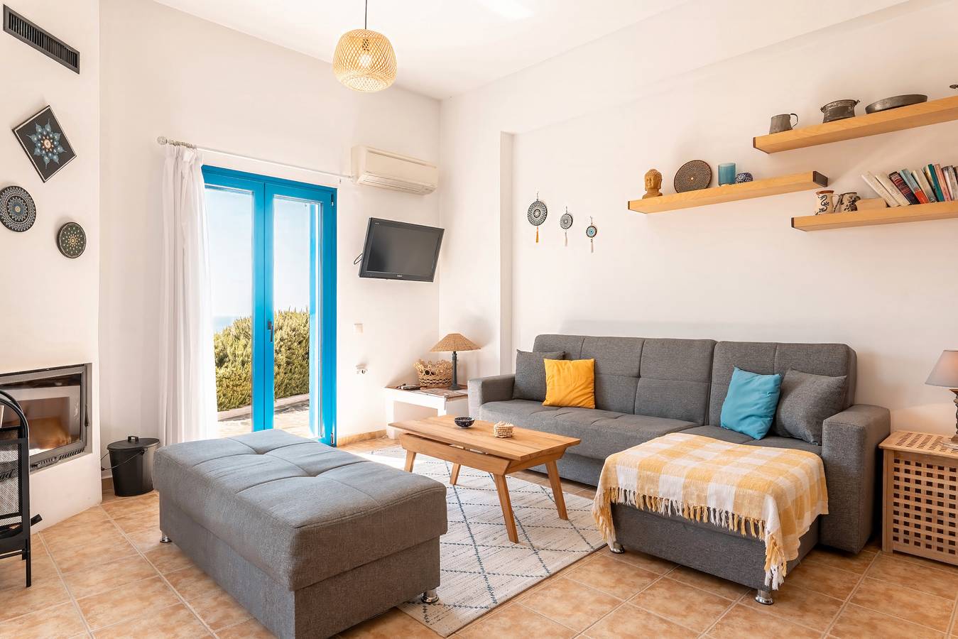 Vakantiehuis 'Kalliope' met Uitzicht op Zee, Wi-Fi en Airconditioning in Gennadi, Rhodos