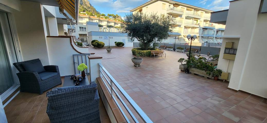 Gîte pour 4 personnes, avec piscine ainsi que vue et terrasse à L'Estartit - 4