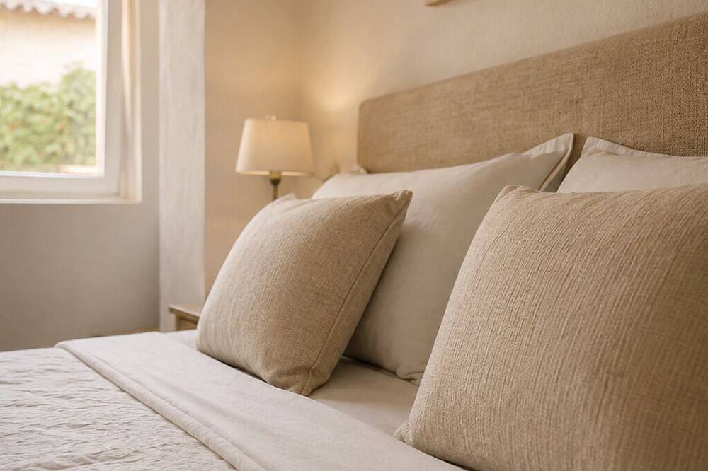 Entire apartment, Le Mas d'Eylieux - Breathtaking view in Ardèche - Gîte Saint Montan in Saint-Montan, Privas (arrondissement)