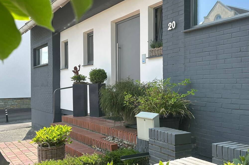 Ganze Wohnung, ...Ihre persönl. Auszeit in hochwertiger 76m² Ferienwohn. in zentraler Lage ... in Bad Westernkotten, Erwitte