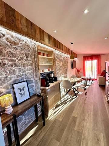 Gîte pour 2 personnes, avec terrasse et vue, animaux acceptés à Granges-sur-Vologne