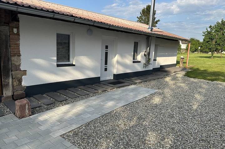 Ferienhaus für 4 Personen, mit Terrasse und Garten in Rheinhausen