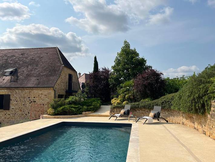 Chalet para 10 personas, con jardín además de vistas y piscina - 1