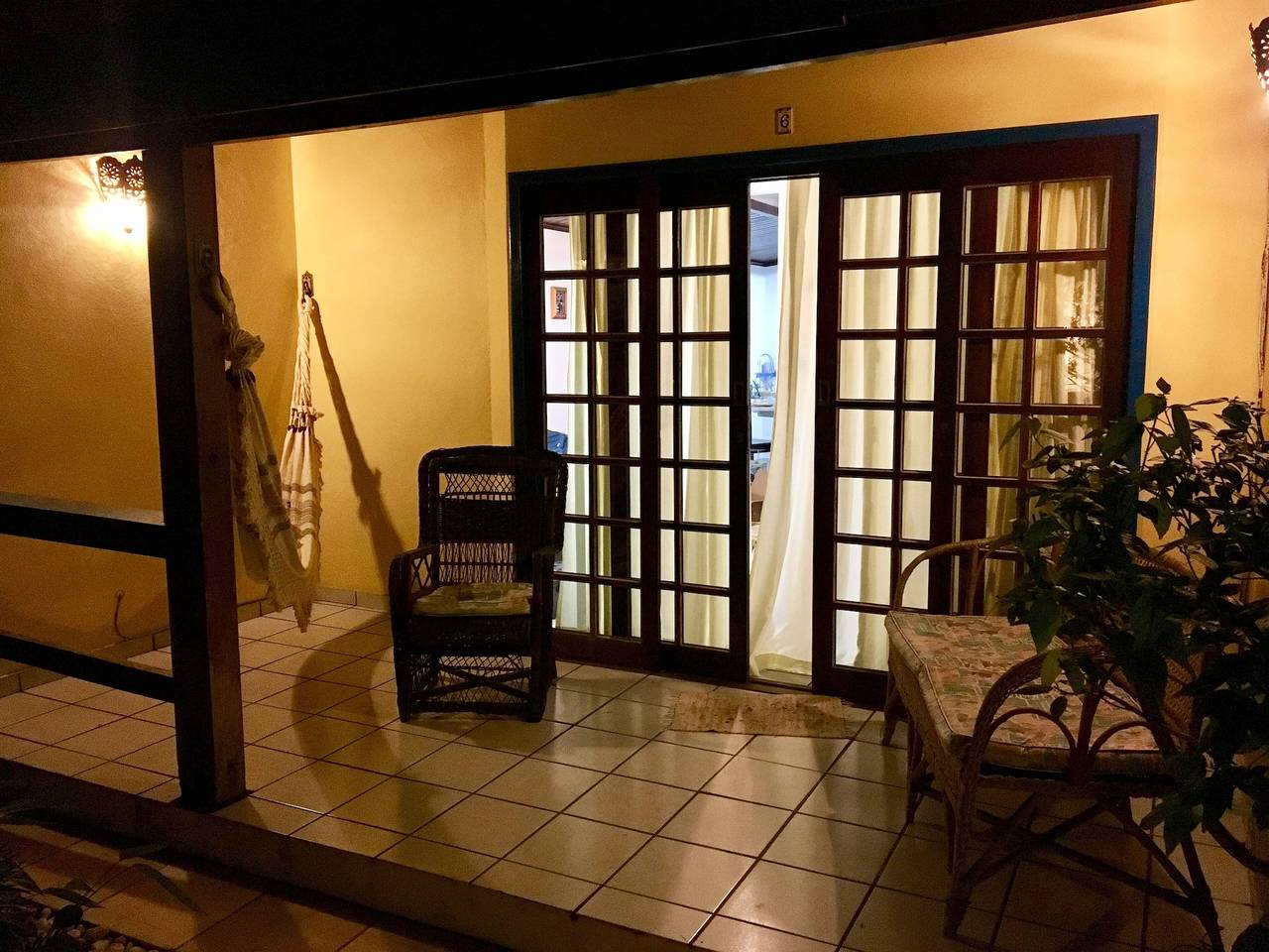 Refurbished House - Bar Of Sahy, 2 Suiten Mit Luft, Condominium Geschlossen, Loc. Täglich in São Sebastião, Região Metropolitana do Vale do Paraíba e Litoral Norte