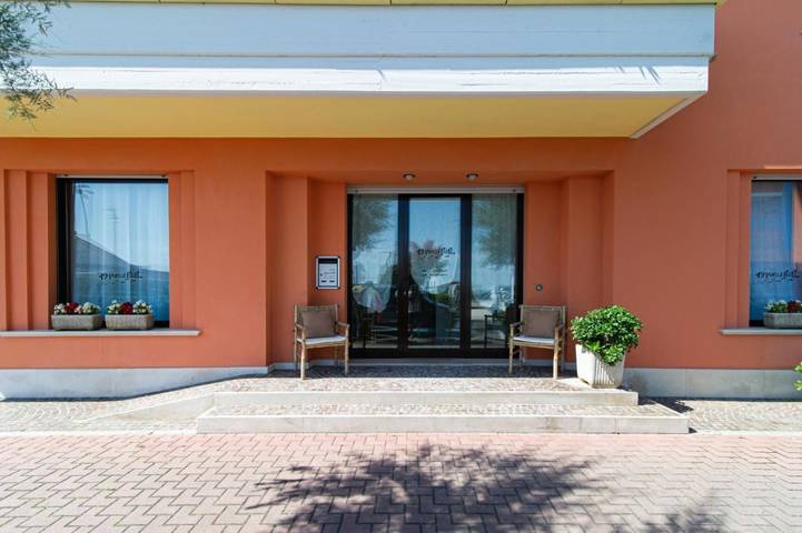 Ferienwohnung für 2 Personen, mit Ausblick in Fano - 4