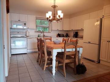 Cottage for 9 Guests in Kawartha Lakes, Picture 4