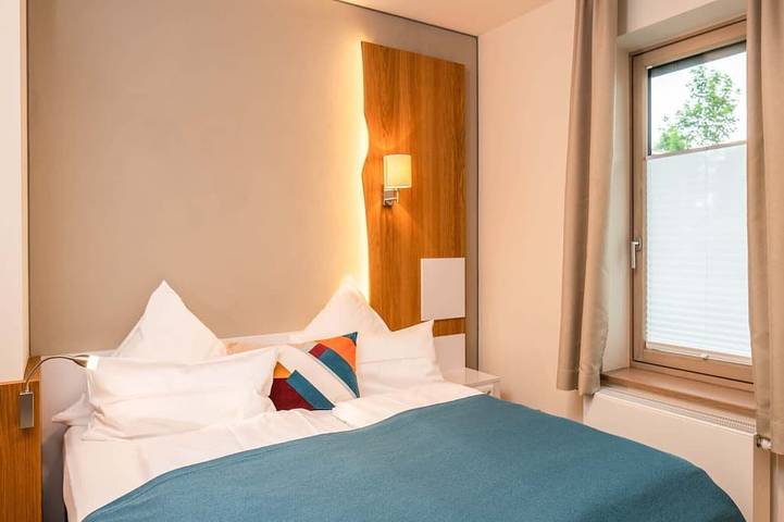 Ganze Wohnung, Alpa-art, 90 qm Erdgeschoss, 2 separate Schlafzimmer, 2 Bäder in Bad Endorf, Chiemsee