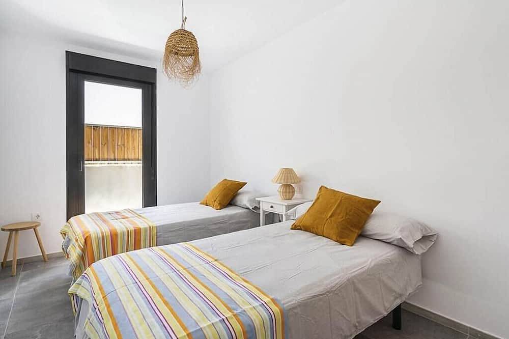 Entire apartment, Casa Alianto       . in Pozo de los Frailes, Níjar