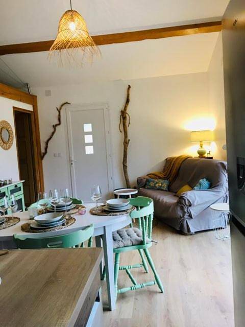 Two-Bedroom House in Marsanne, Région de nyons