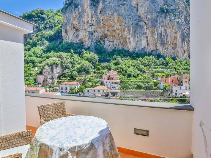 Ganze Wohnung, Ferienwohnung für 4 Personen mit Balkon in Amalfi, Sorrento Coast