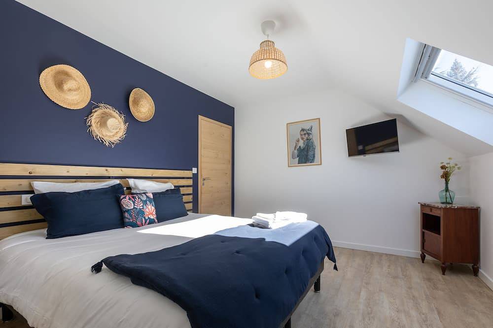Prestigious renovated barn in Ayzac-Ost, Pyrénées