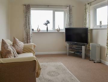 Log Cabin for 2 People in Isle of Anglesey, North-Wales, Photo 1