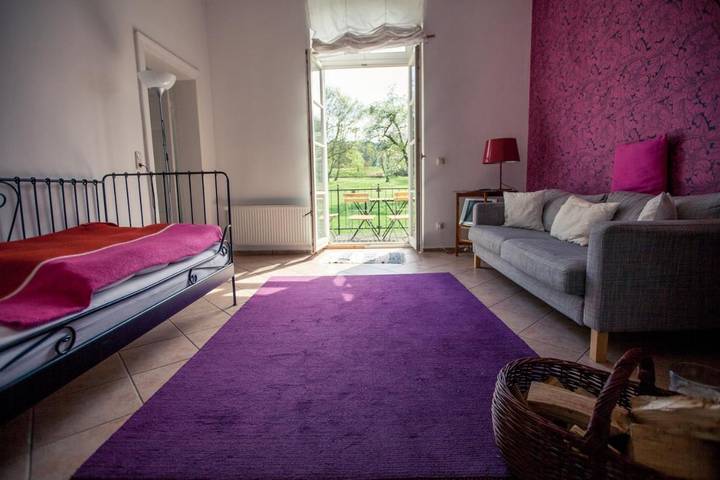 Villa für 34 Personen, mit Balkon und Terrasse sowie Garten und Ausblick in Mecklenburgische Schweiz - 2