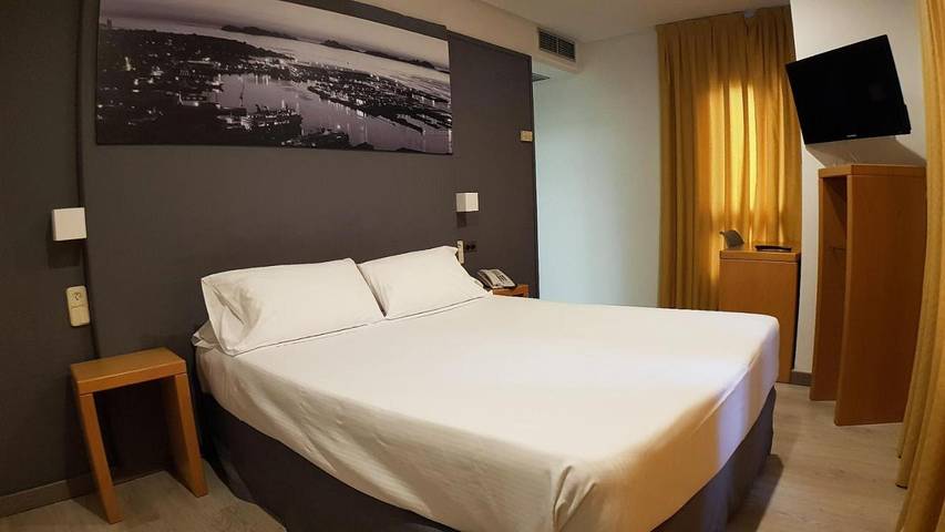 Hôtel pour 3 personnes, avec terrasse - 1