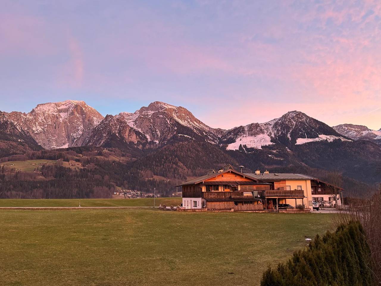 Ganze Ferienwohnung, Wiesnhäusl - Ferienwohnung 1, 40qm für 1-2 Personen, 1 separates Schlafzimmer und Balkon in Schönau am Königssee, Berchtesgadener Alpen