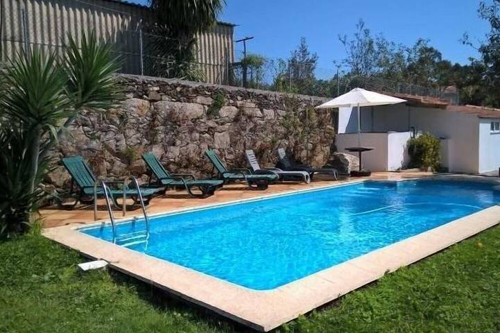Gîte pour 6 personnes, avec jardin