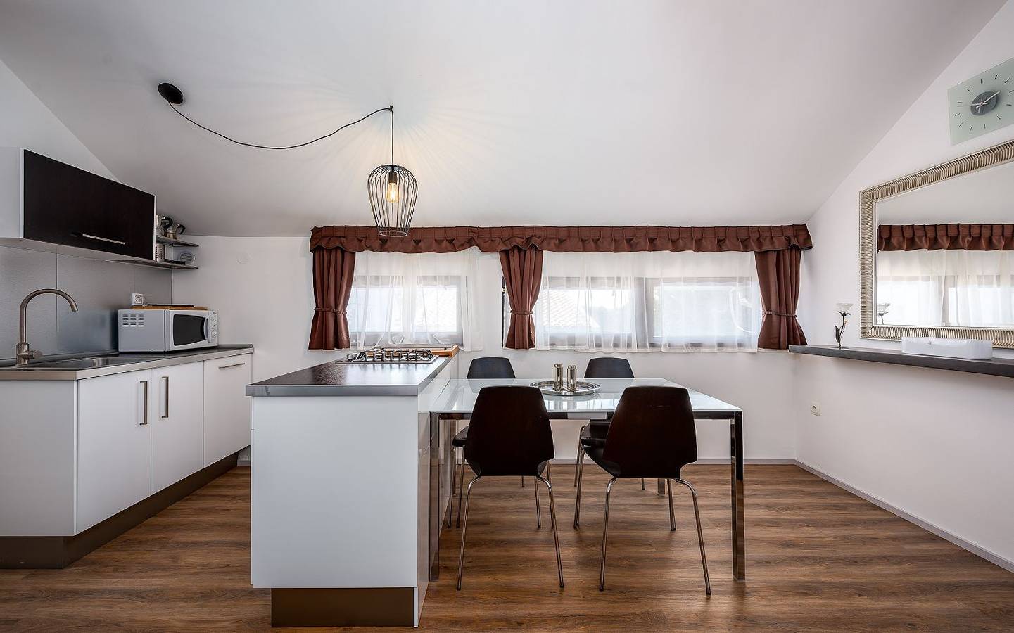 Cijeli apartman, Hundefreundliches Apartment nur 300 Meter zum Strand in Umag, Umag Region