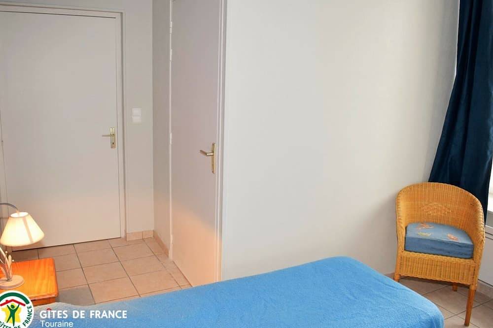 Gîte de Charme pour 15 Pers avec Jardin Privatif, à 12 km de La Roche-Posay in Bossay-sur-Claise, Région de Loches