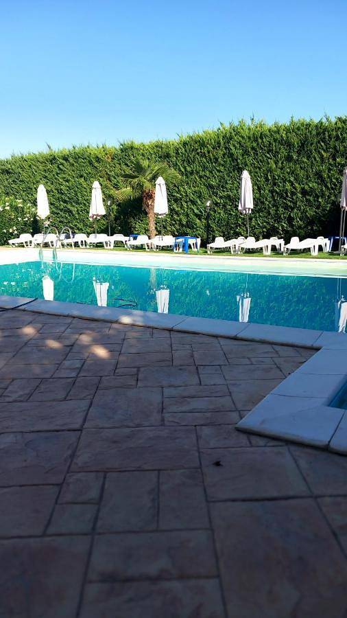 Location de vacances pour 2 personnes, avec piscine ainsi que jardin et vue, animaux acceptés à Canosa di Puglia - 3