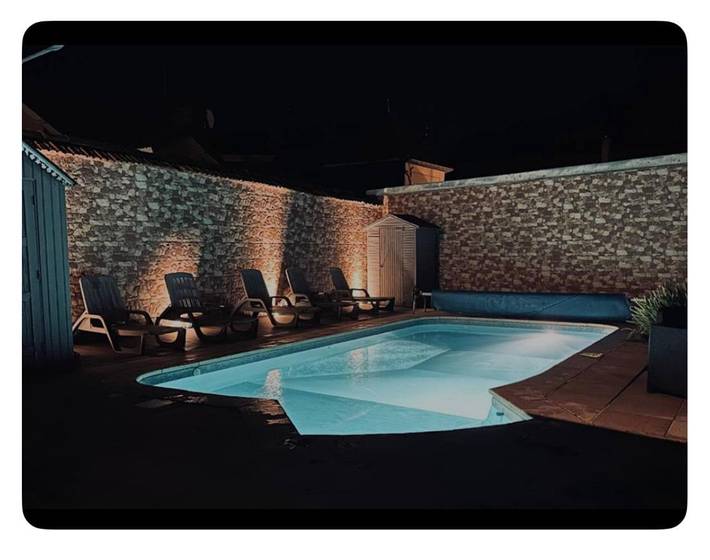 Location de vacances pour 14 personnes, avec piscine ainsi que jacuzzi et jardin à Saint-Martin-d'Ablois - 3