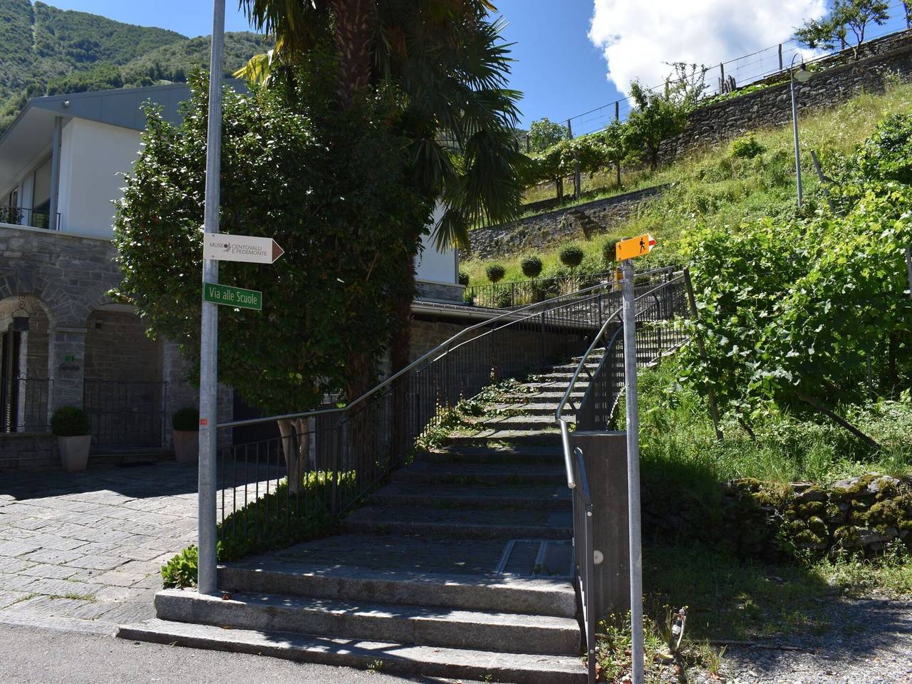 Ganze Wohnung, Intragna 55 - Capriccio 15 Studio Balcony 55.2 in Centovalli, Tessiner Alpen