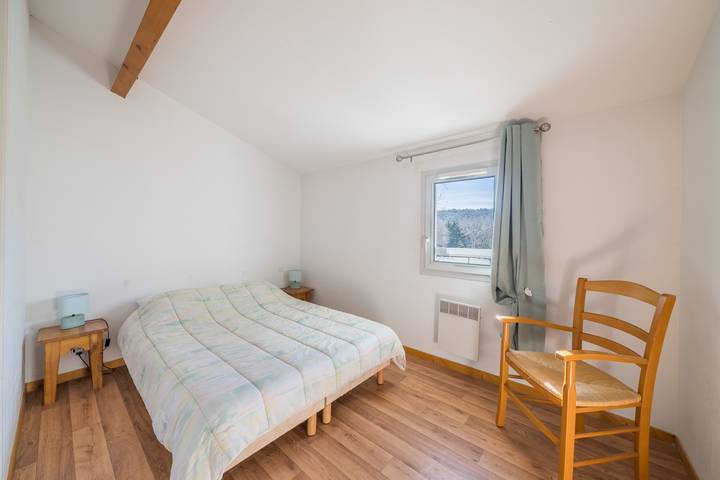 Location de vacances pour 4 personnes, avec piscine ainsi que terrasse et jardin dans Gorges de l’Ardèche - 4