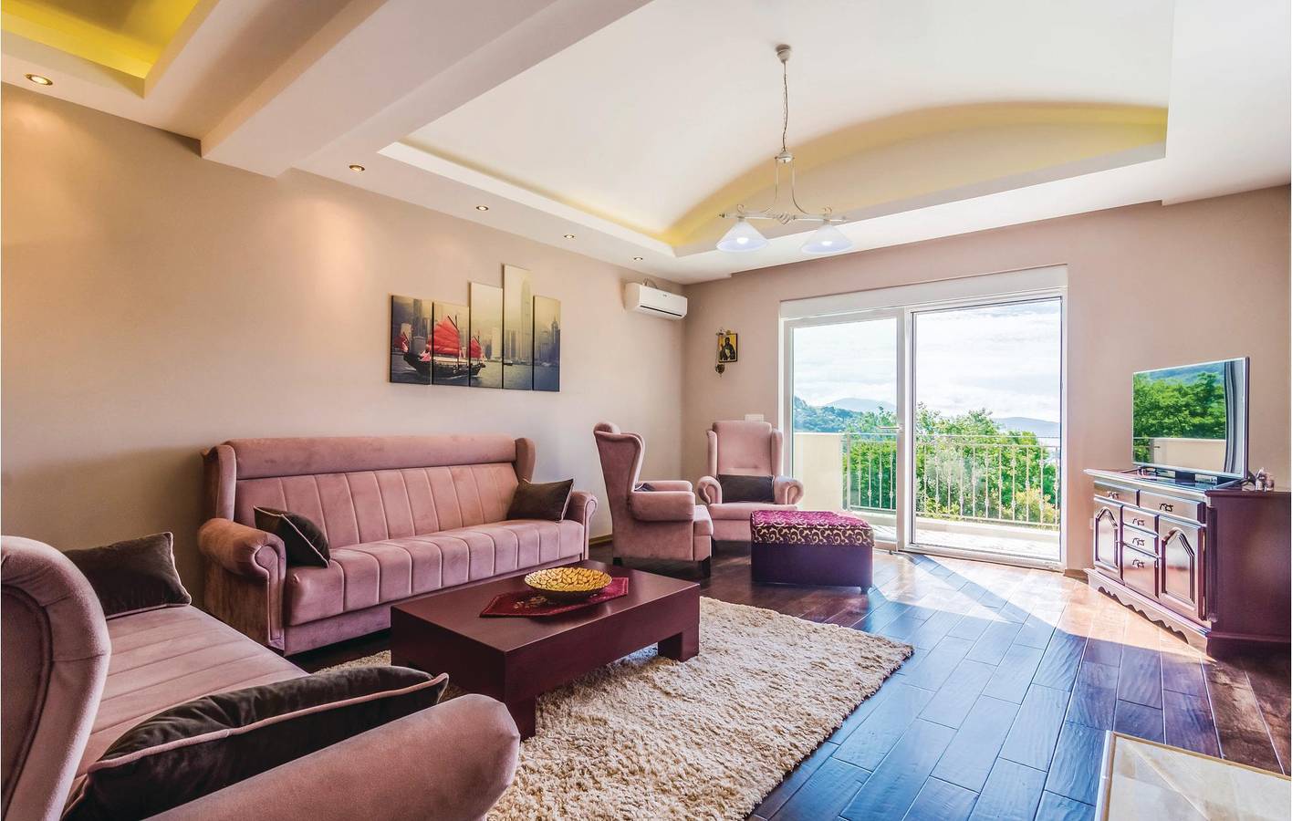 Casa de vacaciones para 10 personas con terraza in Bay of Kotor
