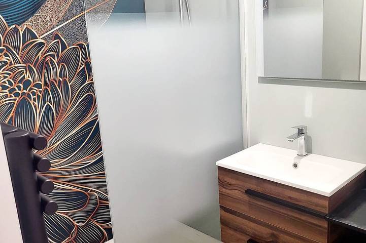 Ganze Wohnung, Ideal for curists, 180 m from the spa. Quiet apartment completely renovated. 4 **** in Vichy, Vichy und Umgebung