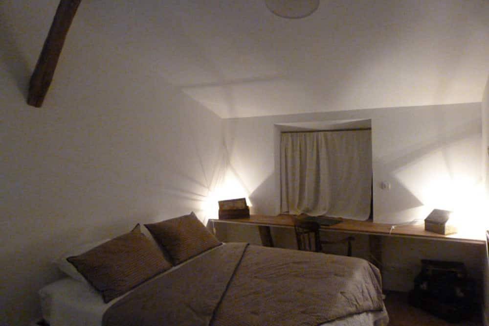 «Lieu-Dit» Duplex 37m2 Climatisé-Parking-Jardinet in Poitiers, Vienne (France)