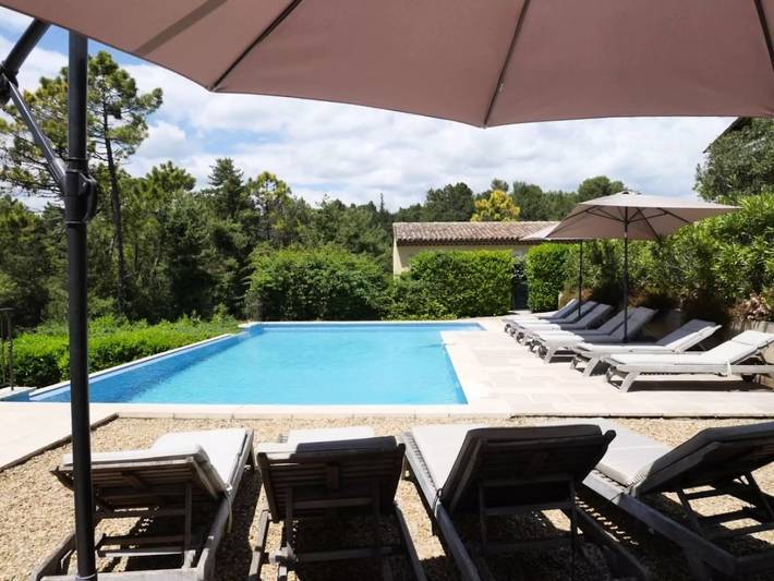 Appartement de vacances pour 6 personnes, avec jardin et piscine