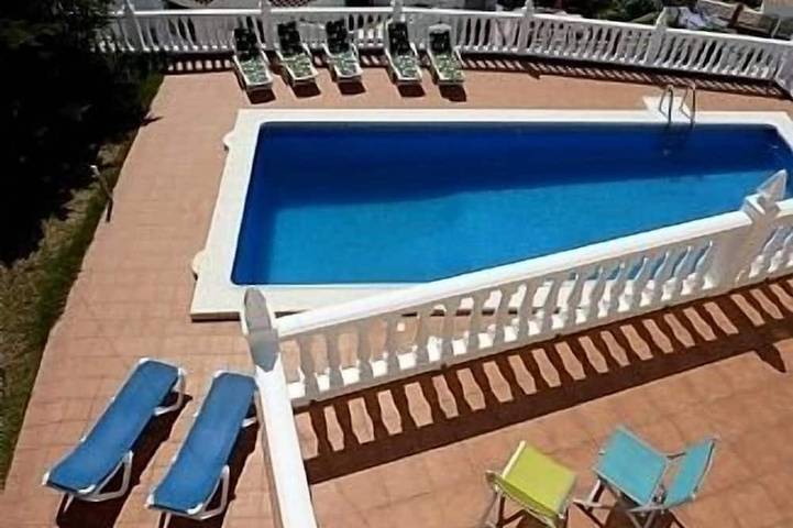 Ferienhaus für 12 Personen, mit Balkon und Garten