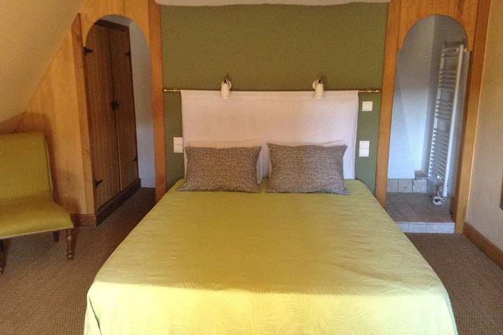 Location de vacances pour 6 personnes, avec jardin ainsi que jacuzzi et balcon à Cénac-et-Saint-Julien - 4