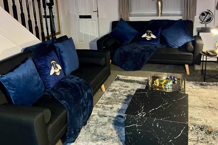 2-Bed - Sleeps 4 - Pet Friendly & Free Parking in Bolton, Grand Manchester