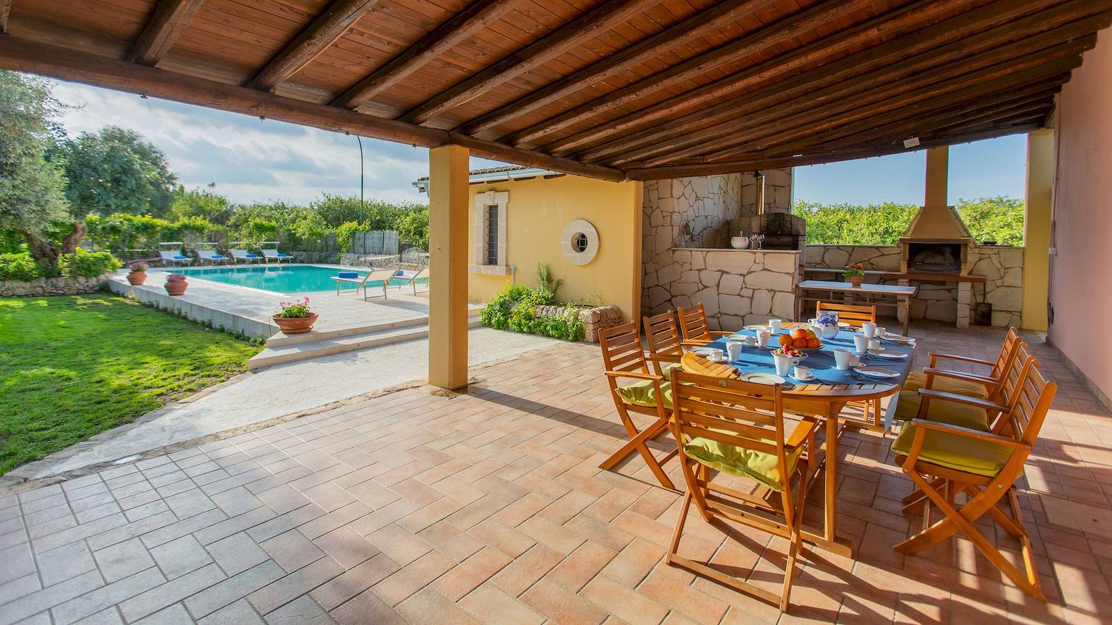 Villa für 8 Personen mit Whirlpool in Ispica, Ragusa Provinz