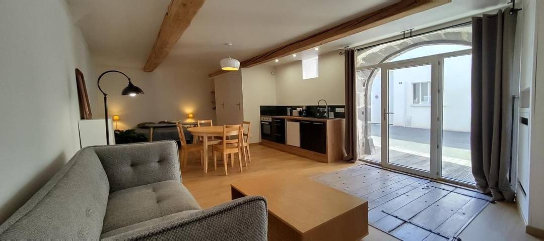 Gîte pour 2 personnes, avec vue et terrasse à Cournon-d'Auvergne - 4