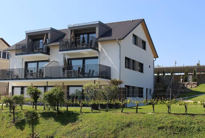 Ferienwohnung für 4 Personen, mit Garten und Seeblick in Immenstaad am Bodensee - 2