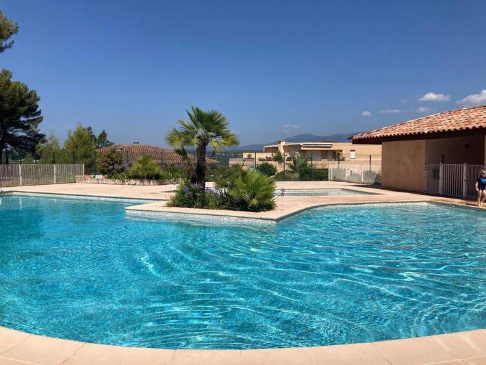 Gîte pour 4 personnes, avec terrasse et piscine à Sophia Antipolis - 4