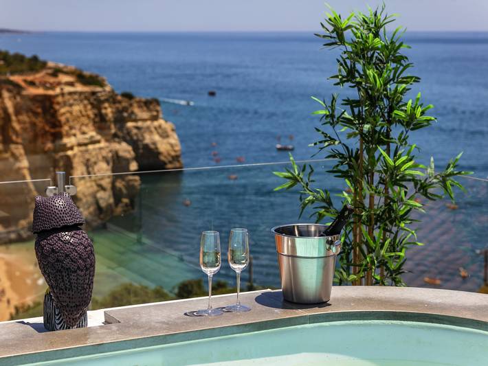 Ferienwohnung für 4 Personen, mit Pool und Balkon - 1