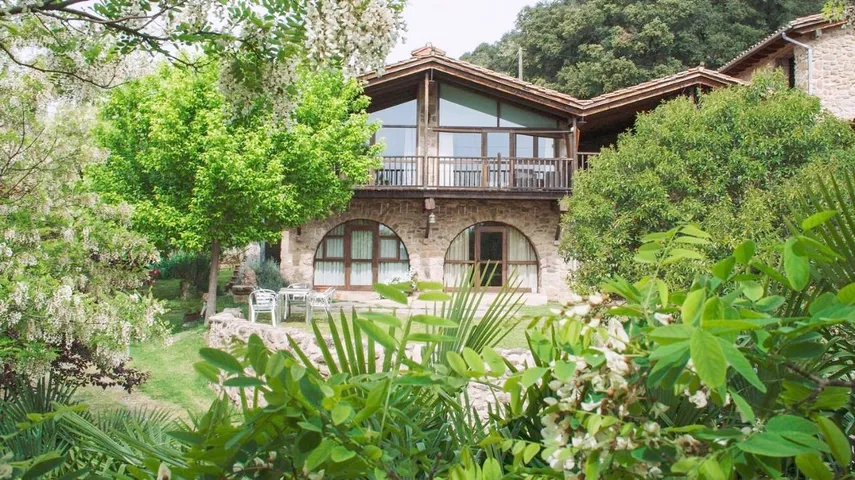 Landhaus für 4 Personen, mit Garten und Terrasse sowie Ausblick - 1