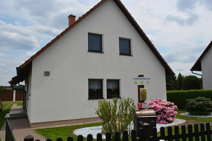 Ferienwohnung für 3 Personen, mit Balkon und Terrasse sowie Garten und Ausblick in Gablenz