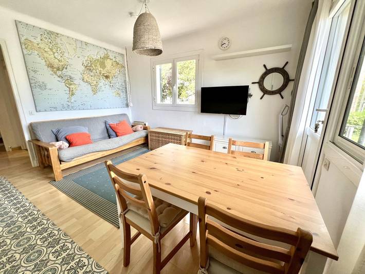 Ferienwohnung für 3 Personen, mit Balkon und Terrasse in Sa Riera