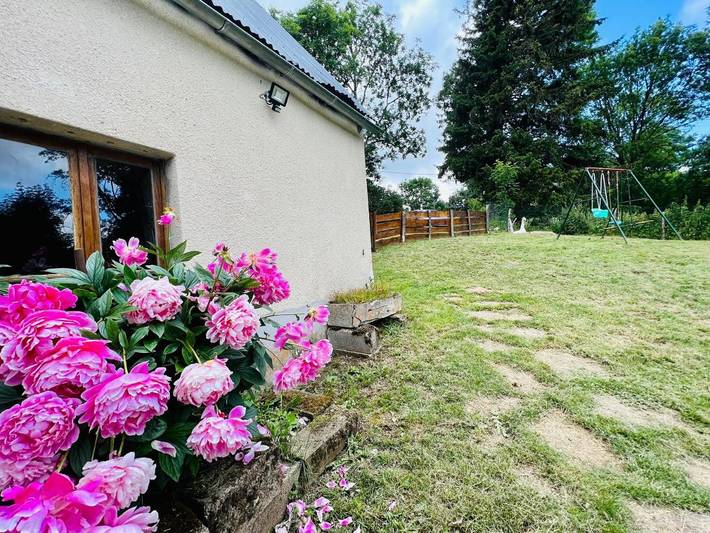 Location de vacances pour 6 personnes, avec terrasse et vue à Saint-Alyre-ès-Montagne - 3