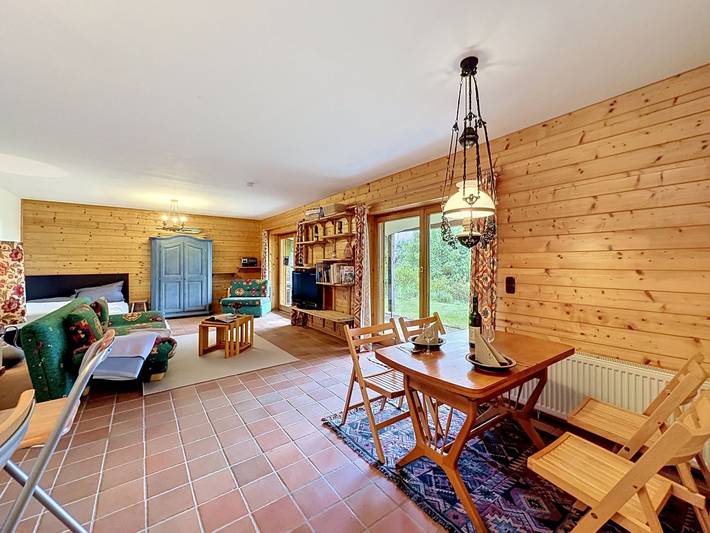 Ferienwohnung für 2 Personen, mit Terrasse und Garten sowie Ausblick in Nideggen