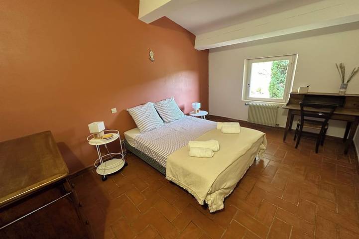 Maison de Famille Entre Pinède et Vignes à 15mn de la Plage in Le Castellet, Mittelmeerküste (Frankreich)