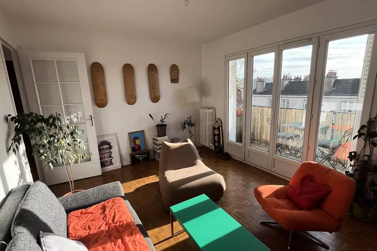 Appartement entier, Appartements pour 3 Personnes in Les Lilas, Seine-Saint-Denis