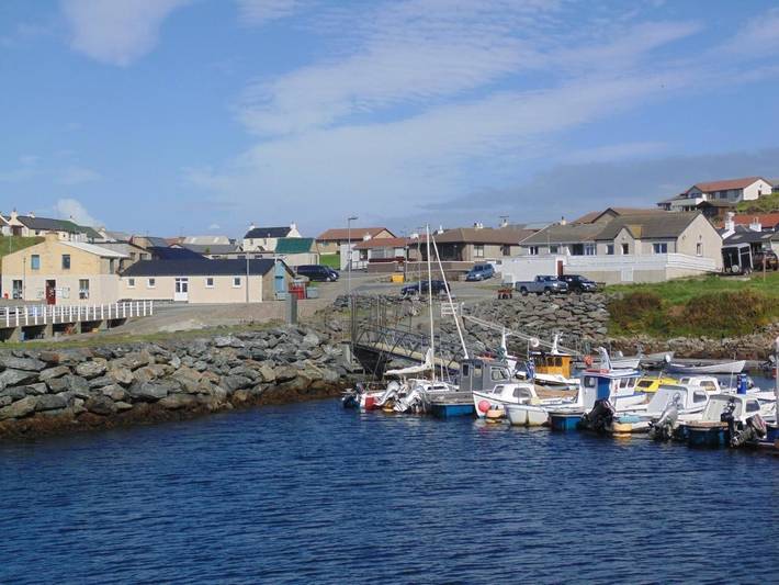 Holiday home for 4 people, with Balcony and Terrace as well as View on Shetland Islands