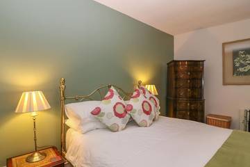 Log Cabin for 2 People in Banchory, Aberdeenshire, Photo 2