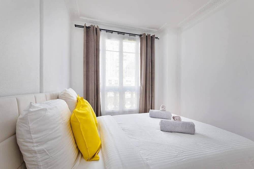 Appartement entier, 3P Cosy-proche Paris/La Défense/Fondation Lv in Suresnes, Hauts-de-Seine