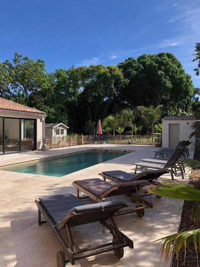 Gîte pour 2 personnes, avec jardin et piscine à Roujan - 3