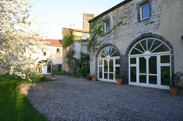 Chambre d’hôte pour 3 personnes, avec jardin dans Parc naturel régional des Volcans d'Auvergne - 2
